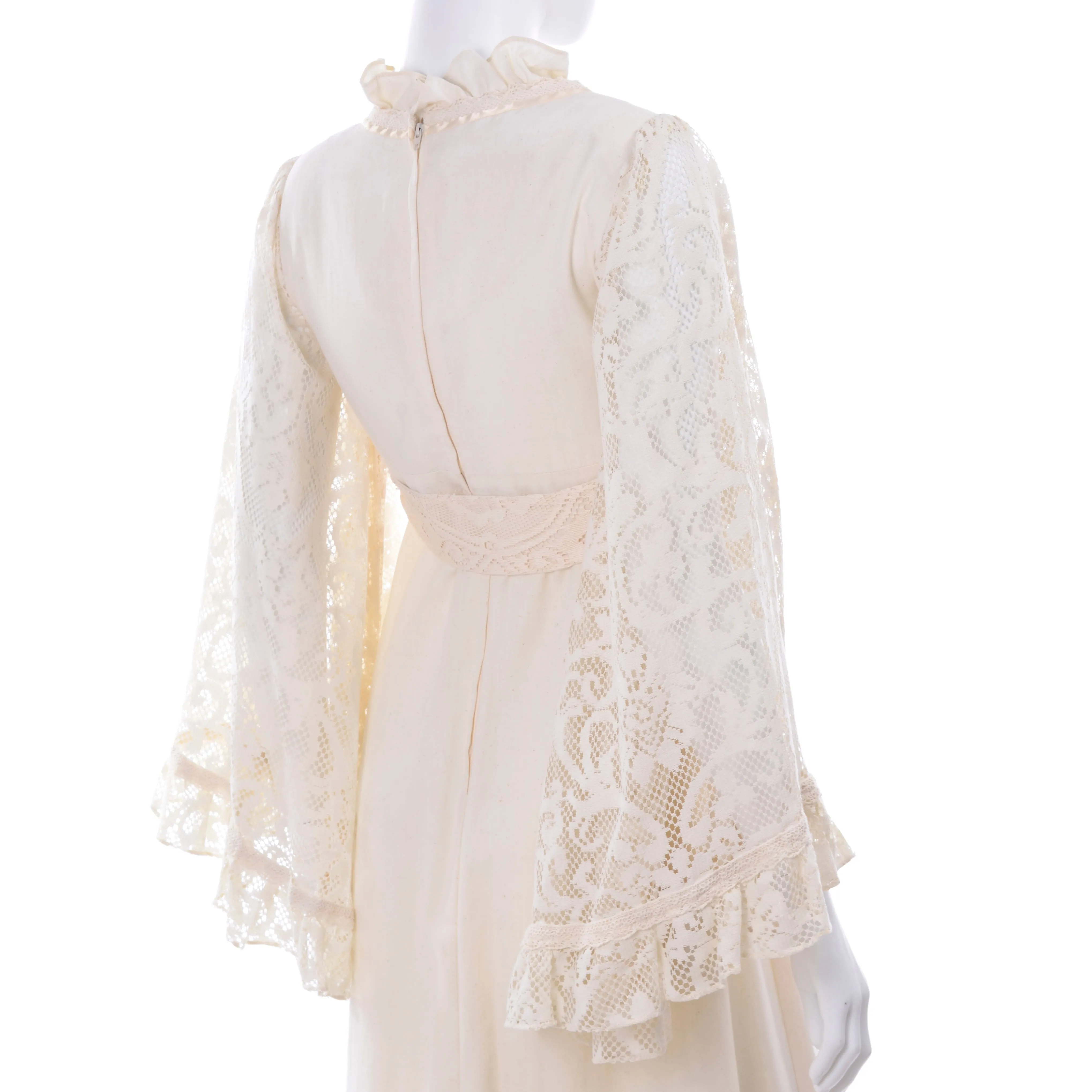 1970s Gunne Sax Lace Angel Sleeve Vintage Wedding Dress