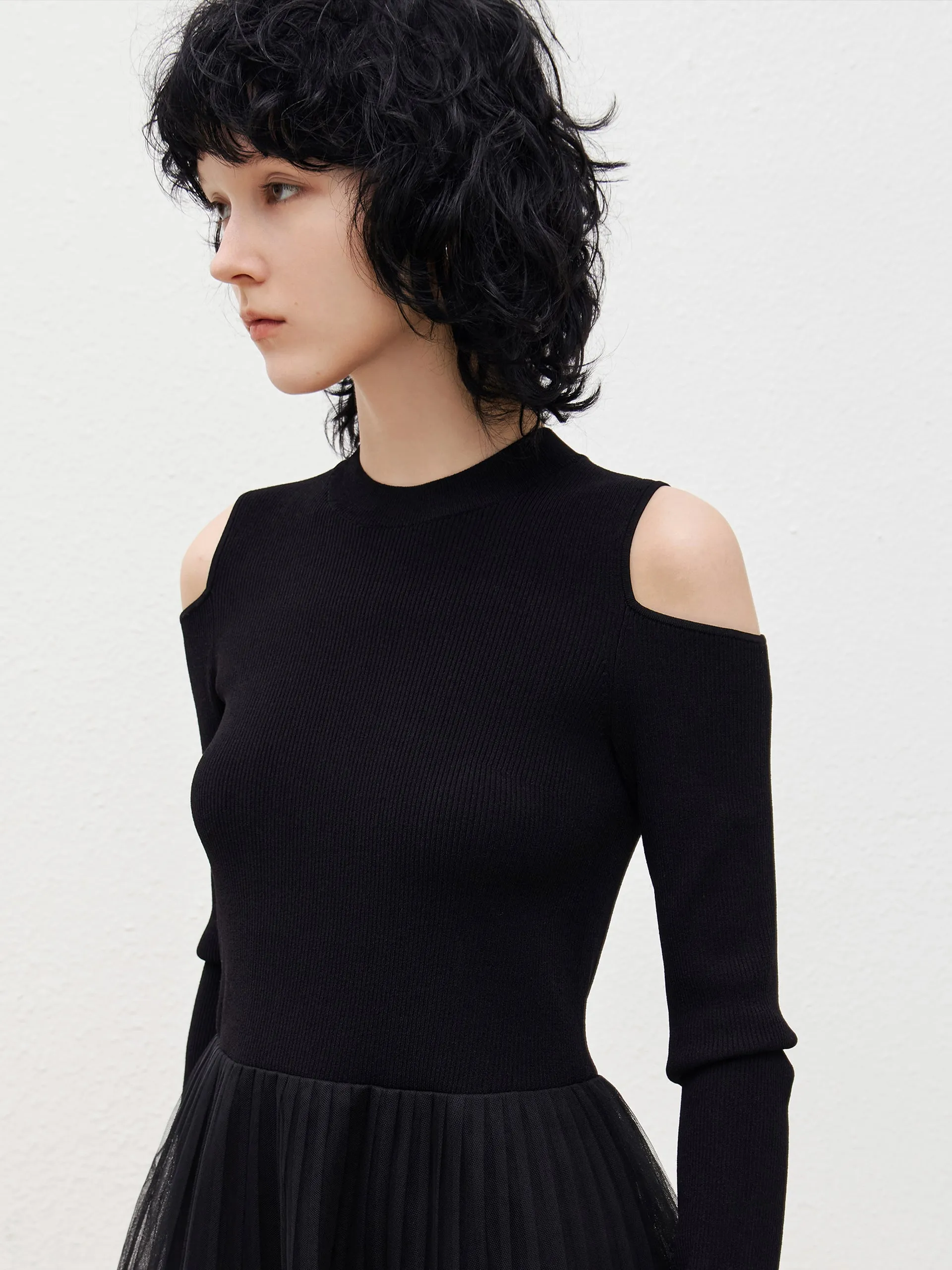 Cut Shoulder Knit Dress