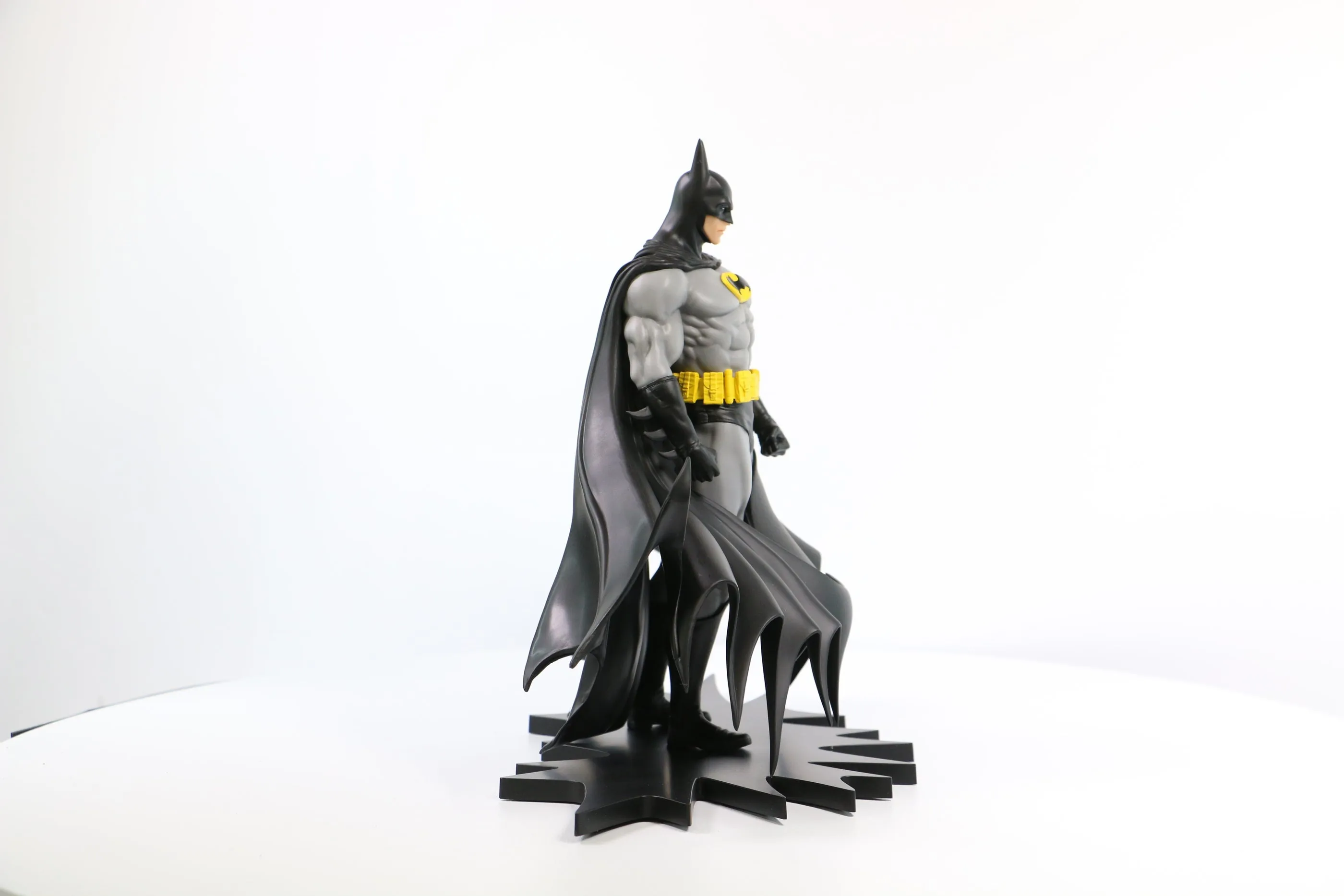 DC Heroes Batman Black Previews Exclusive Statue