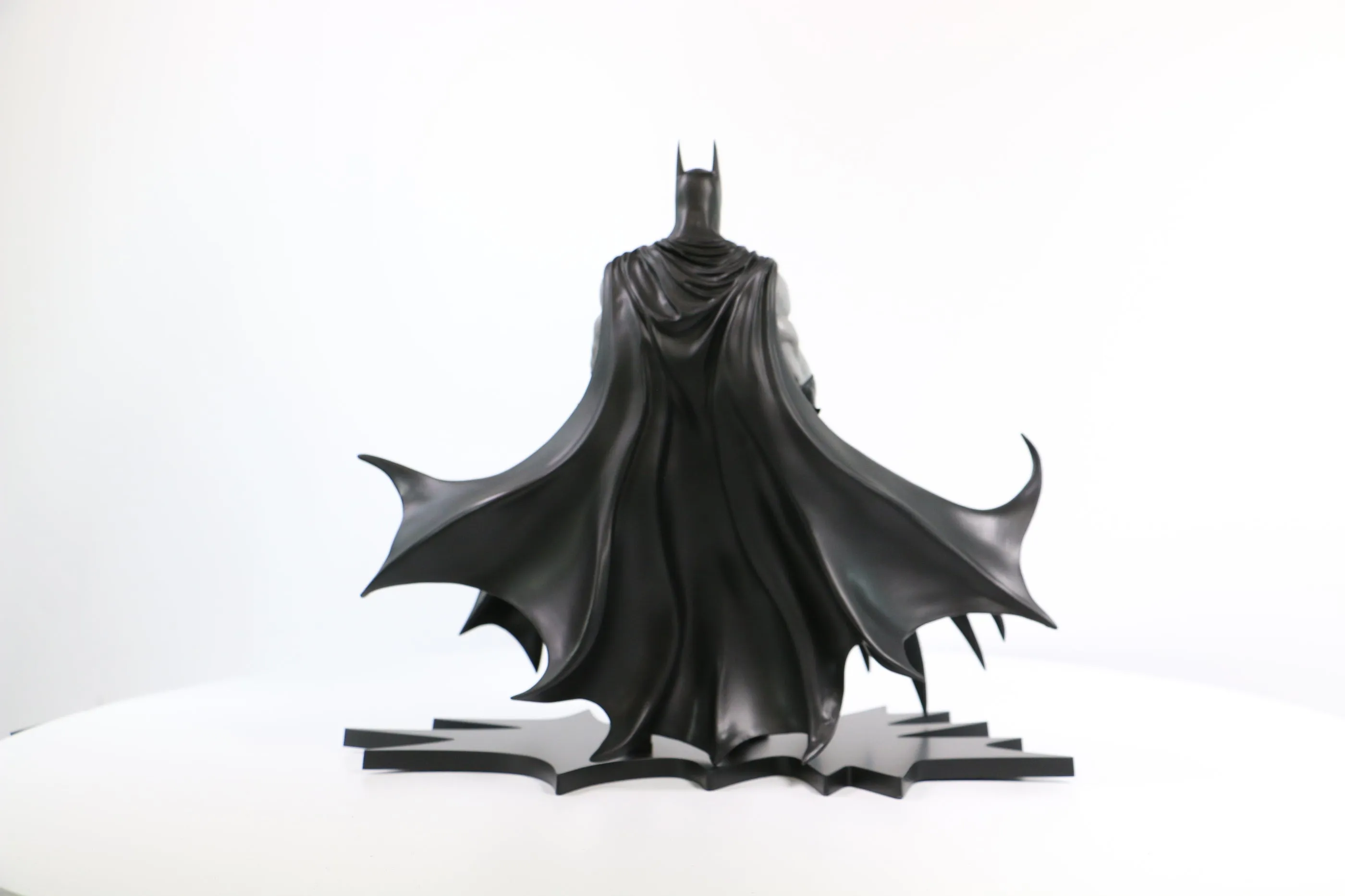 DC Heroes Batman Black Previews Exclusive Statue