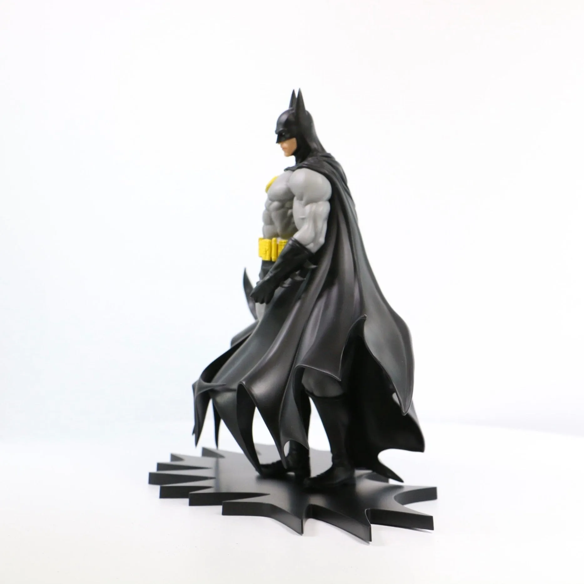 DC Heroes Batman Black Version 1:8 Scale Statue (Previews Exclusive)