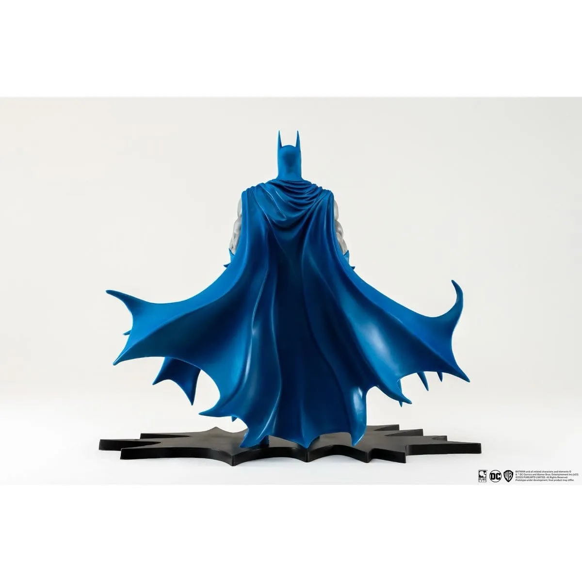 DC Heroes Batman Classic Version 1:8 Scale Statue (Previews Exclusive)