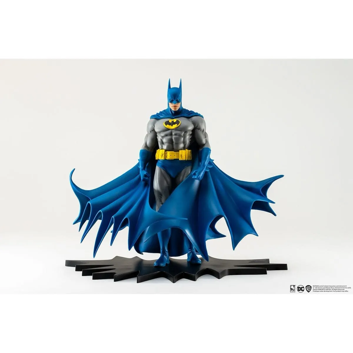 DC Heroes Batman Classic Version 1:8 Scale Statue (Previews Exclusive)