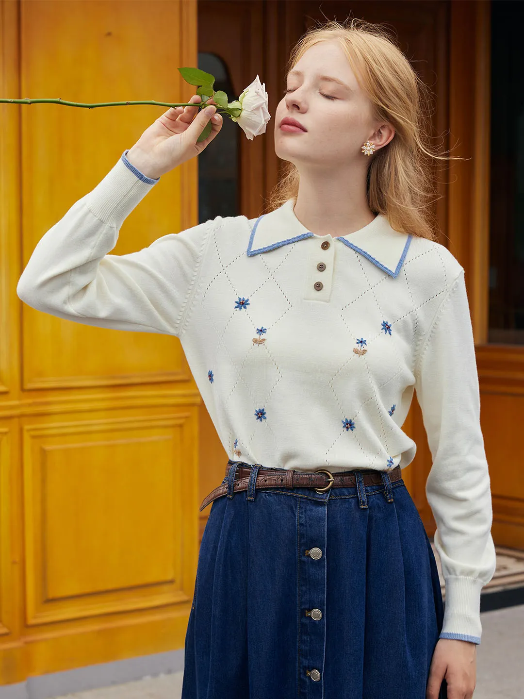 【Final Sale】Aurora Floral Embroidery Contrast Trim Sweater