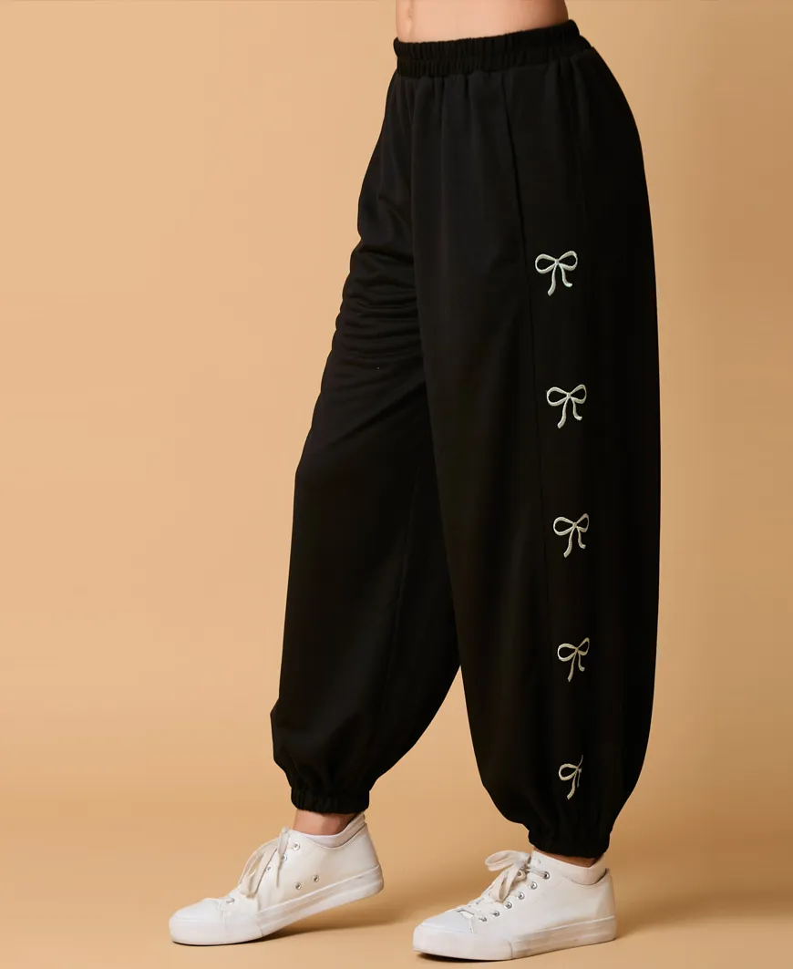 Kai Black Sweatpants