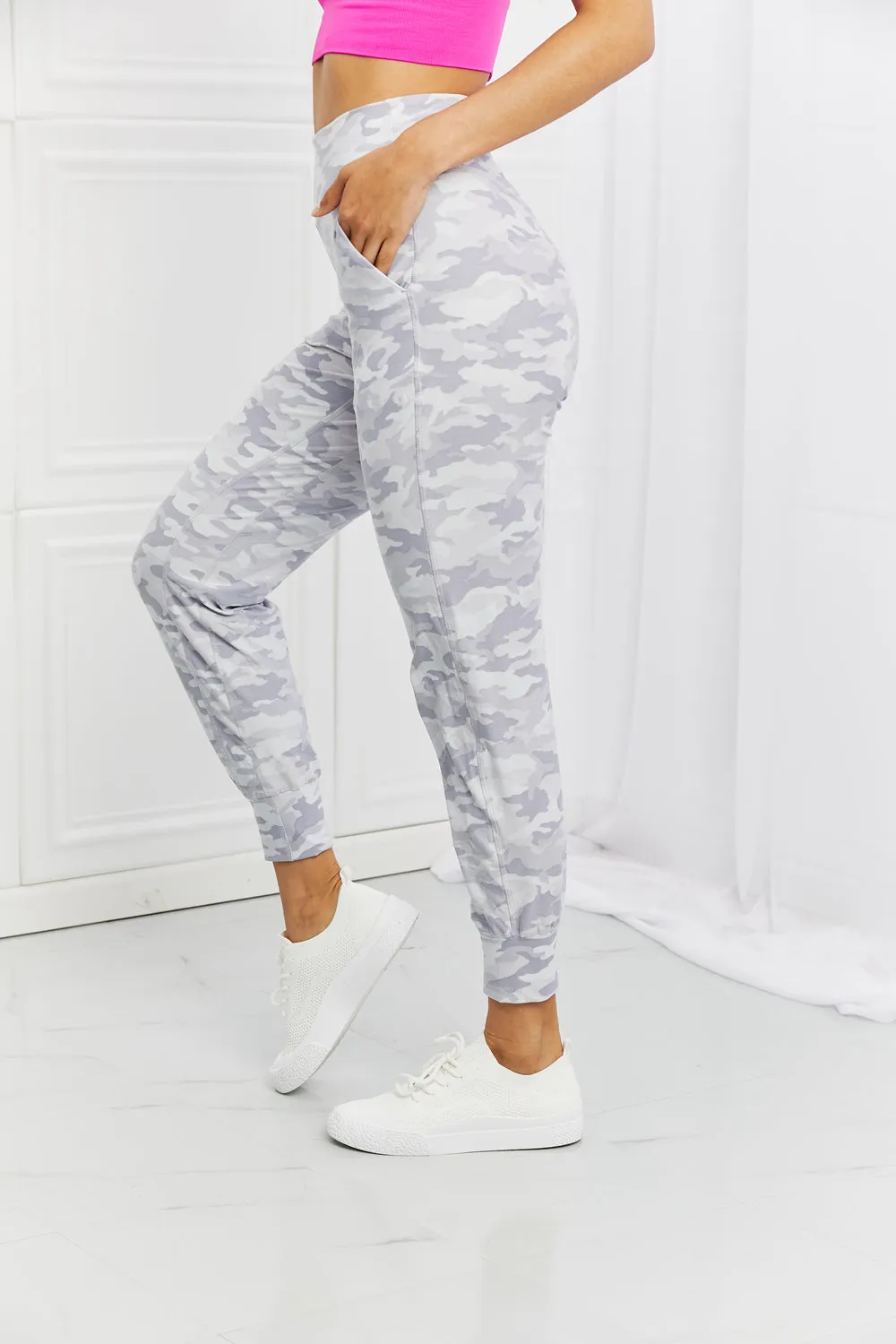 Leggings Depot On The Go Full Size Slim Fit Joggers