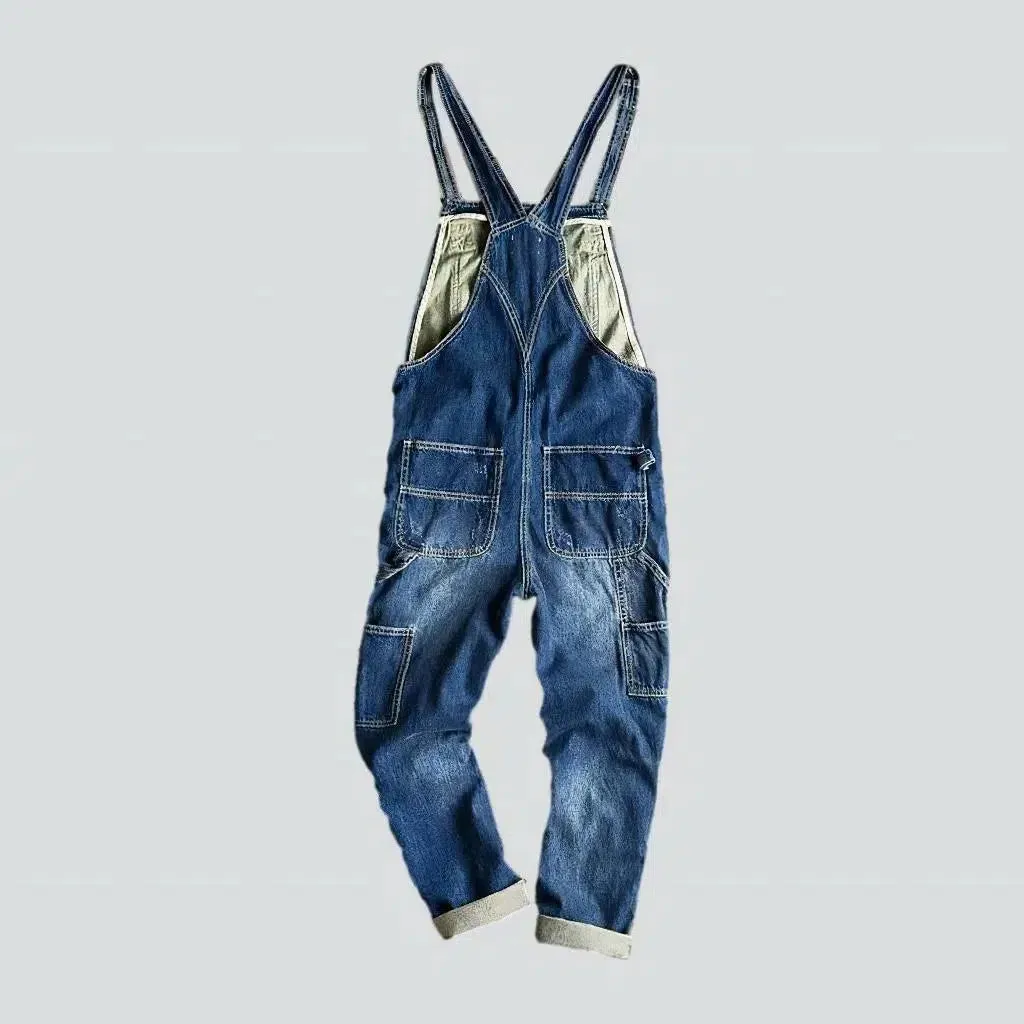 Men's medium-wash loose jeans overall