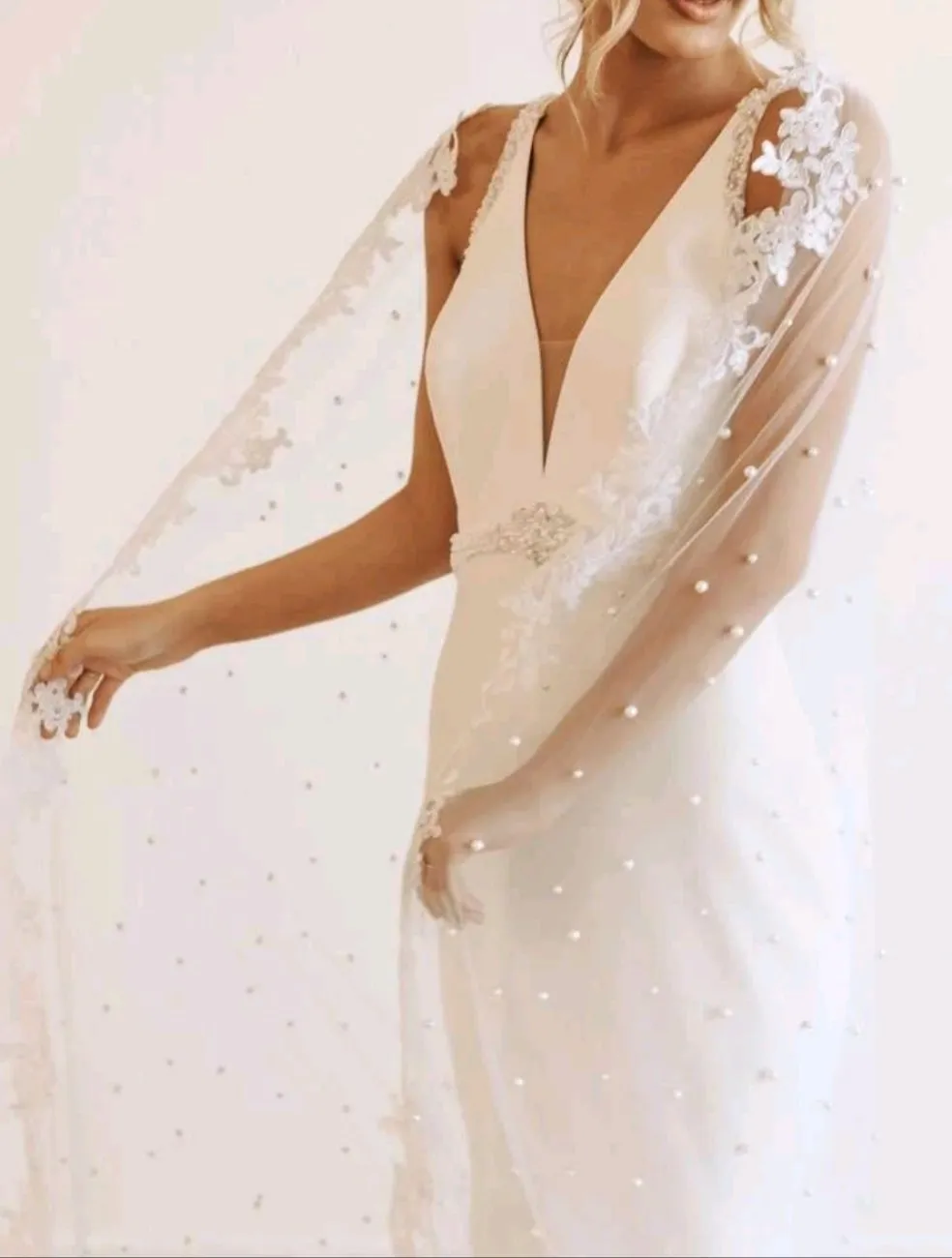 Pearl Bridal Wedding Veil Cape