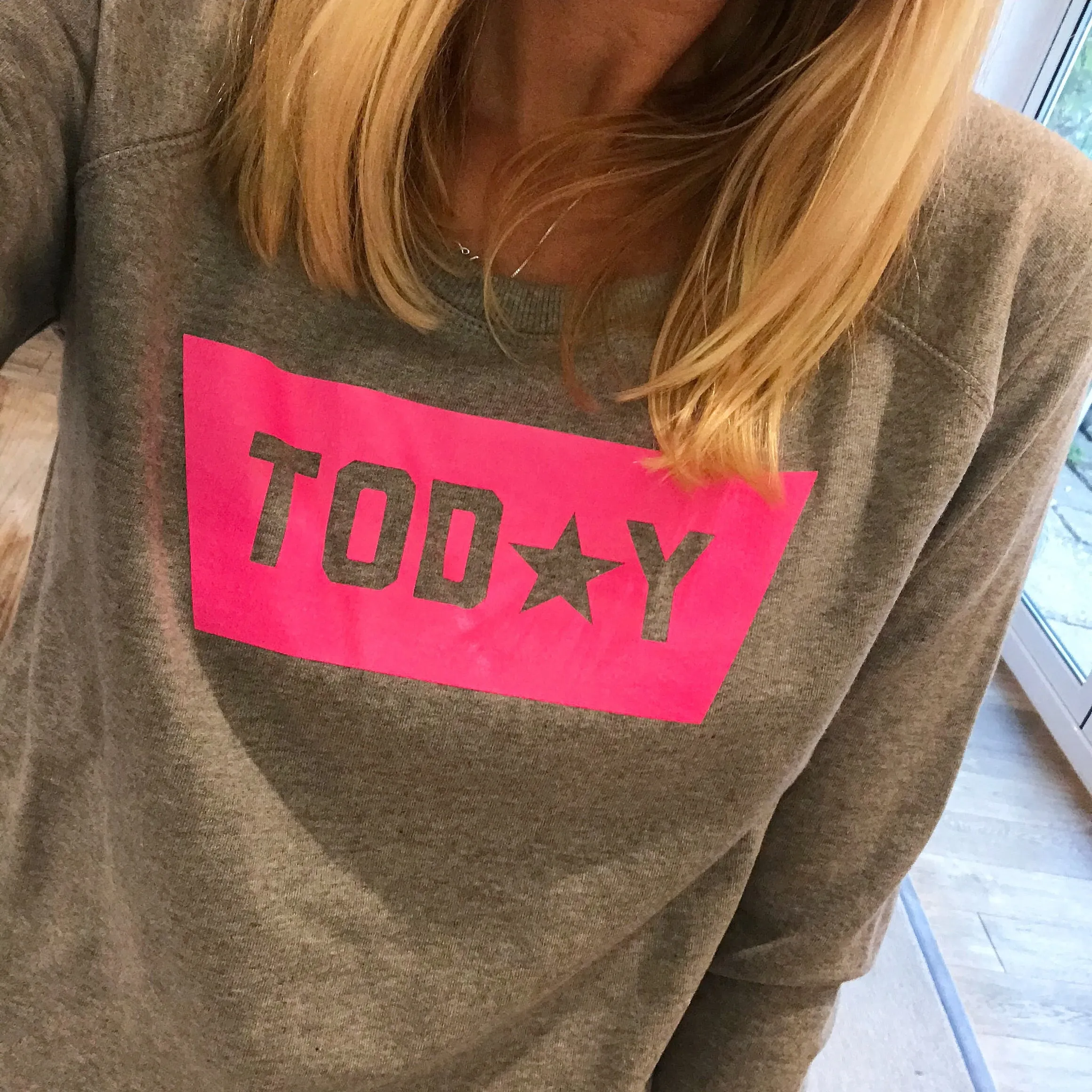 TODAY neon pink sweatshirt