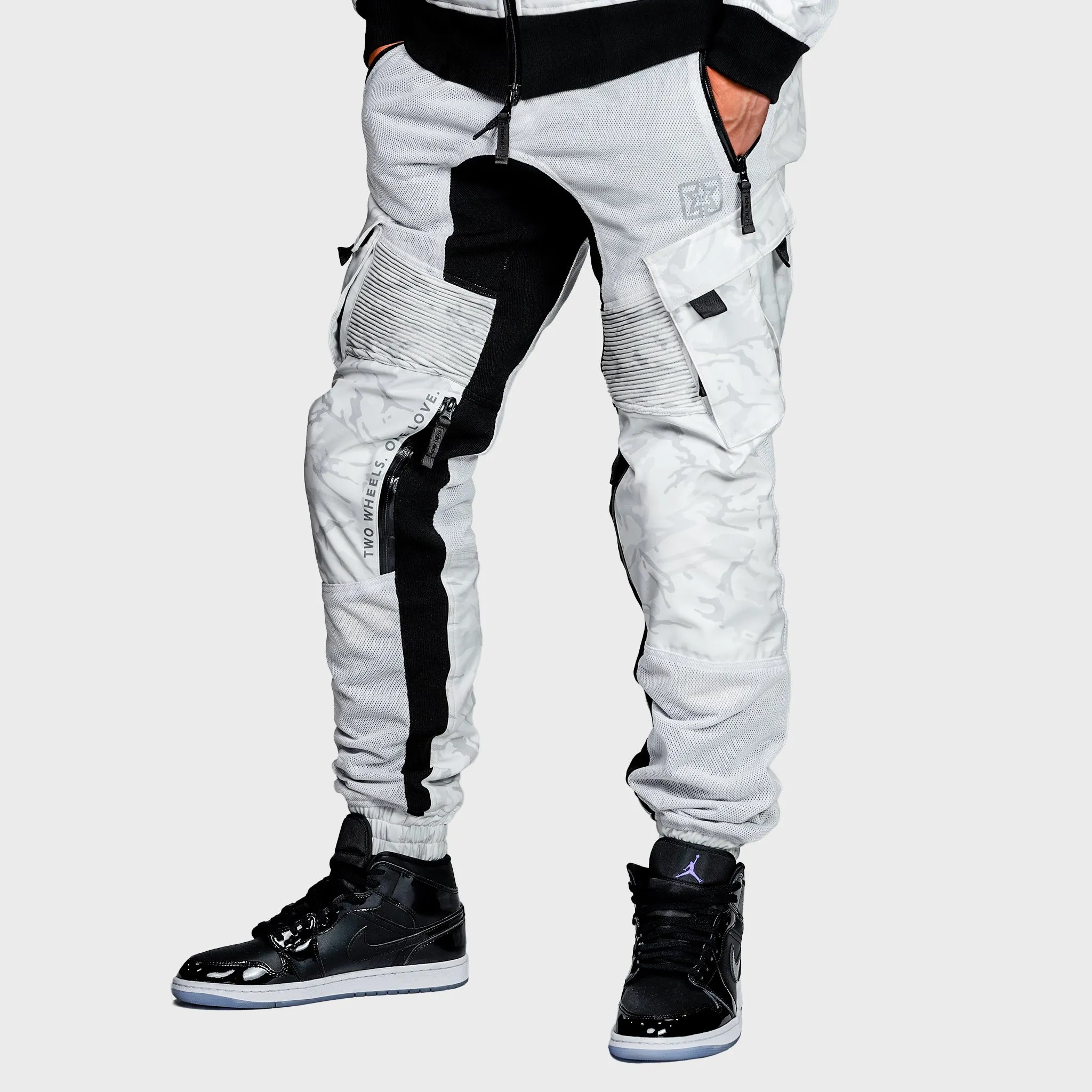 Unit 16™ V2.Flow™ Mesh Armoured Cargo Joggers {Ghost Camo}