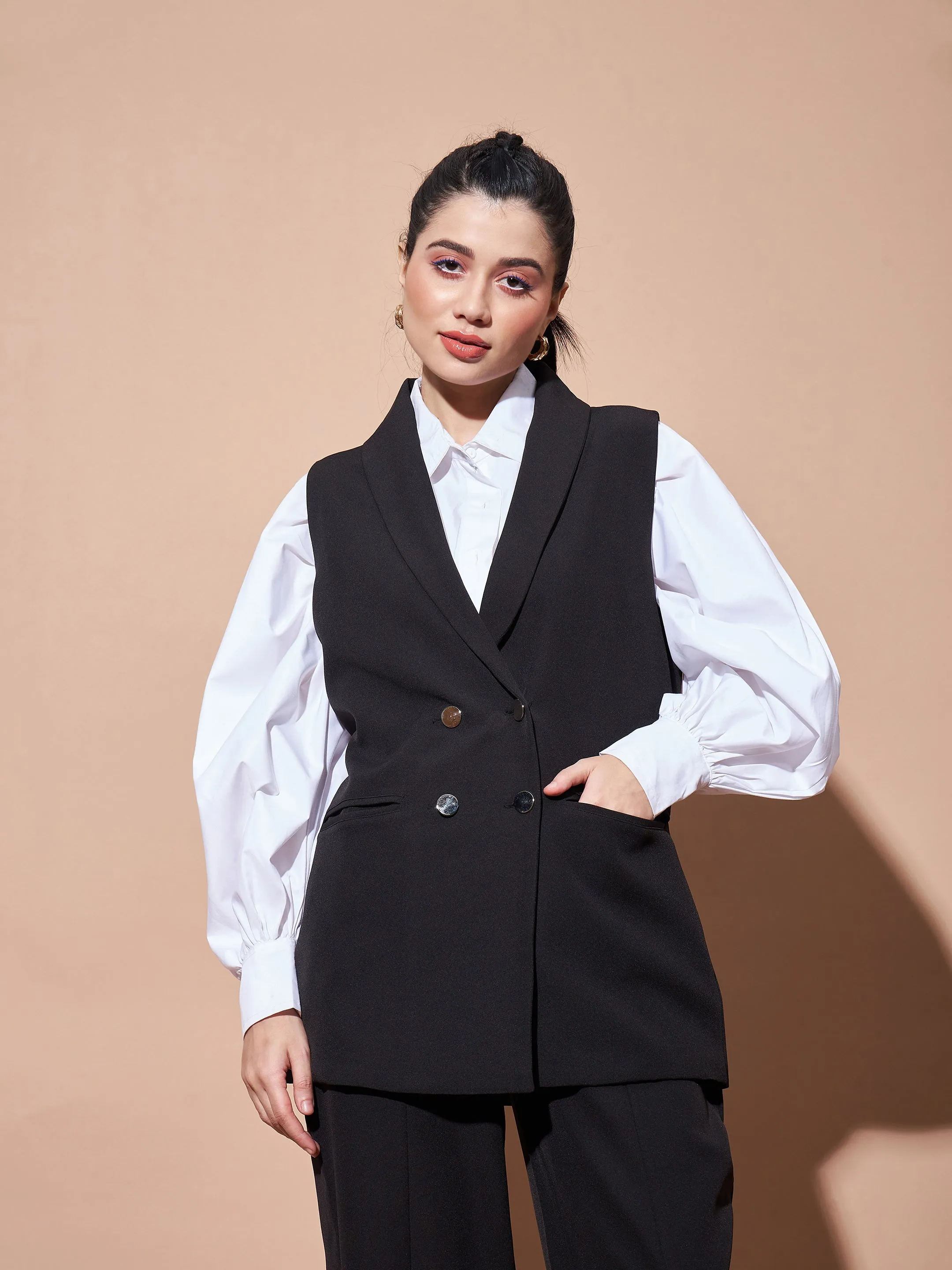 Women Black Show Pocket Sleeveless Longline Blazer