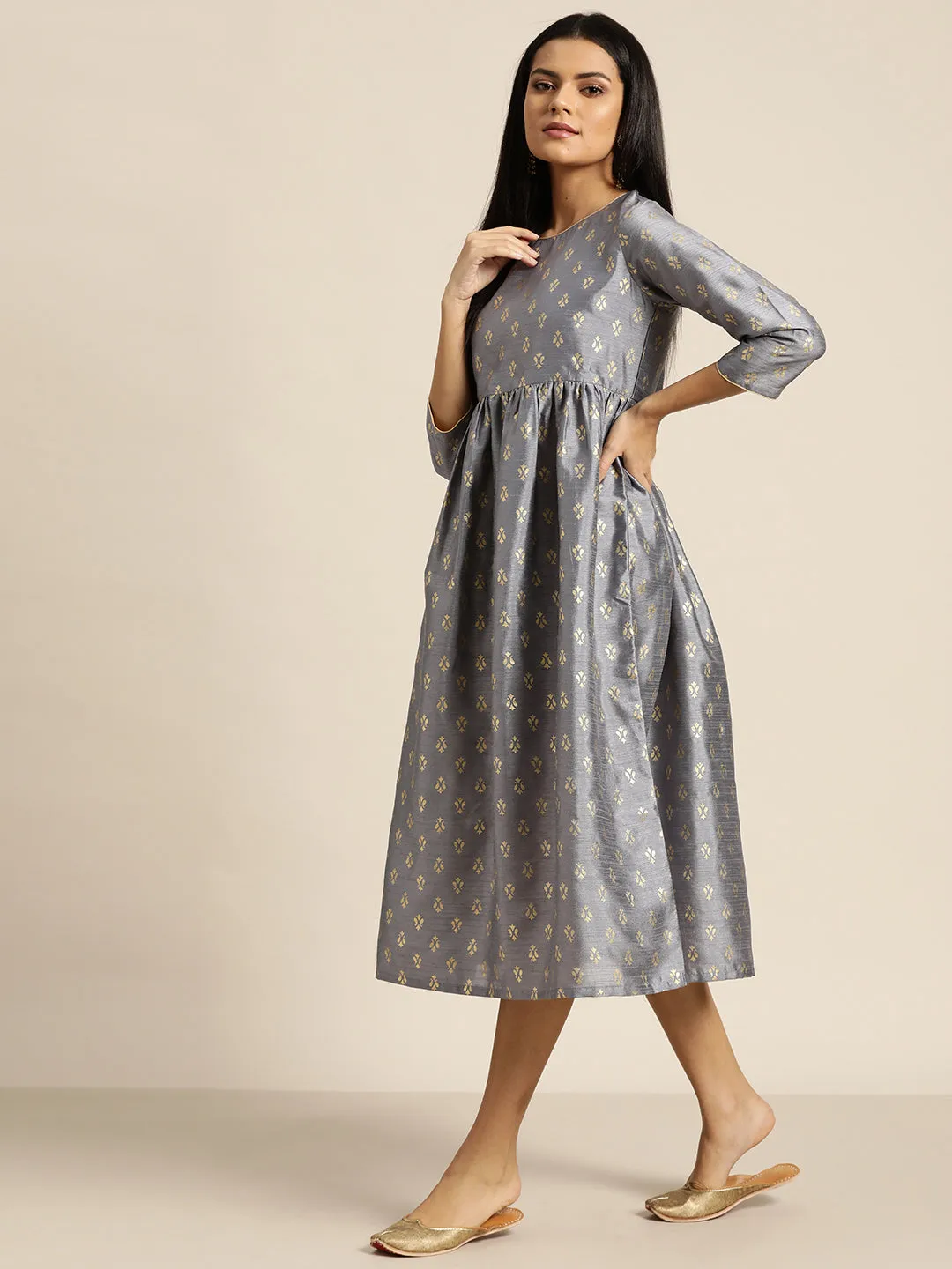 Women Grey Foil Print Gathered Dress