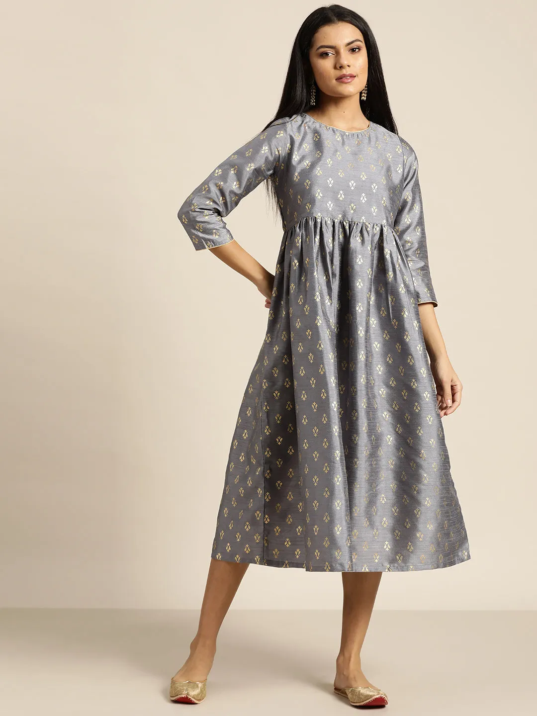 Women Grey Foil Print Gathered Dress